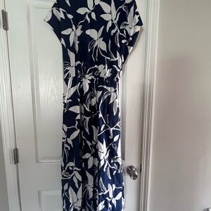 Elegant Navy and White Floral Dress